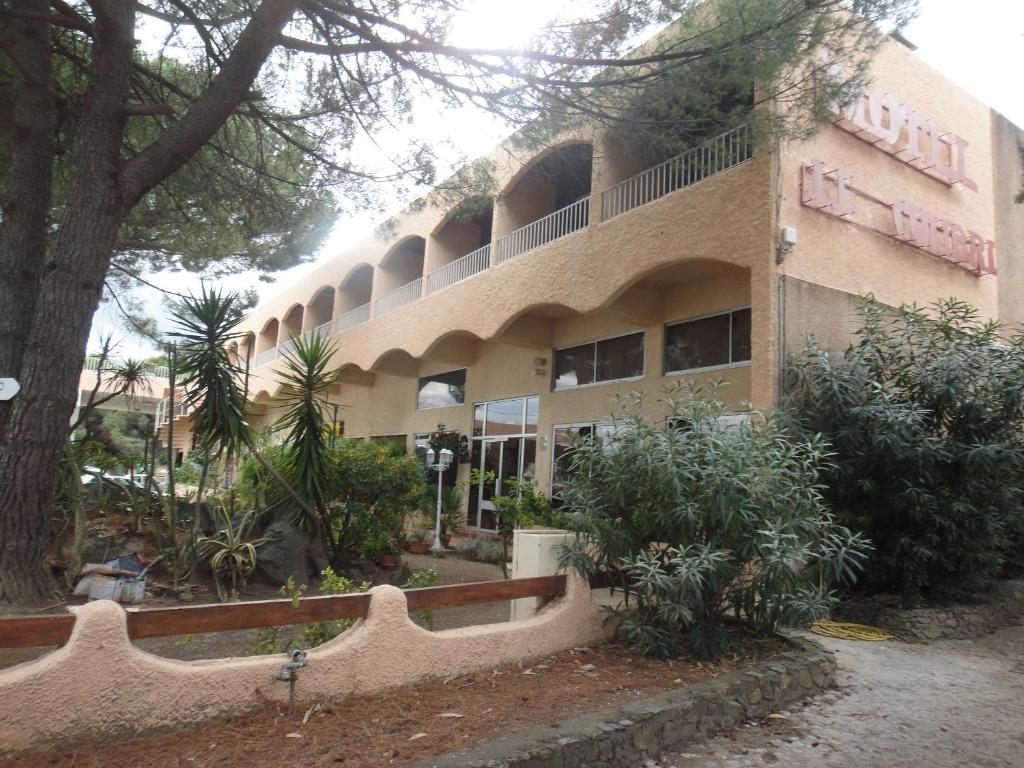 Hotel Le Colibri Lucciana  Exterior photo